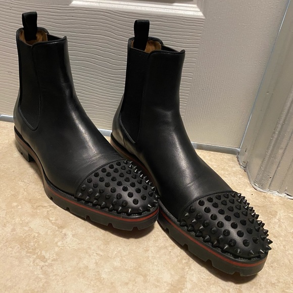 Christian loubotin - Picture 2 of 2